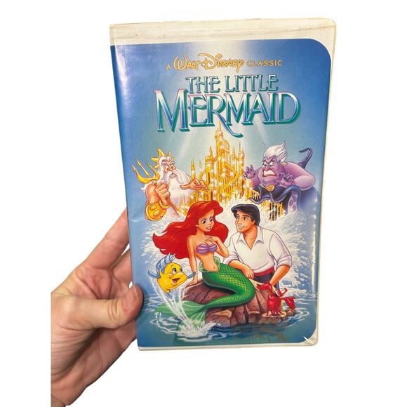 VHS - Disney The Little Mermaid- Disney with case- good condition- some wear 89 - Picture 1 of 5